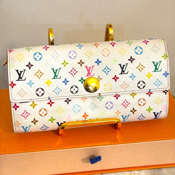 Louis Vuitton MuraKamy Long bifold wallet in good condition - Picture 11 of 16